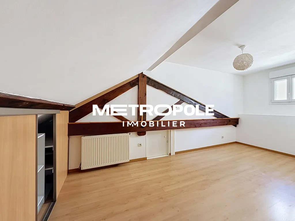 Toad - Duplex Flat with Parking in Bourgoin-Jallieu
