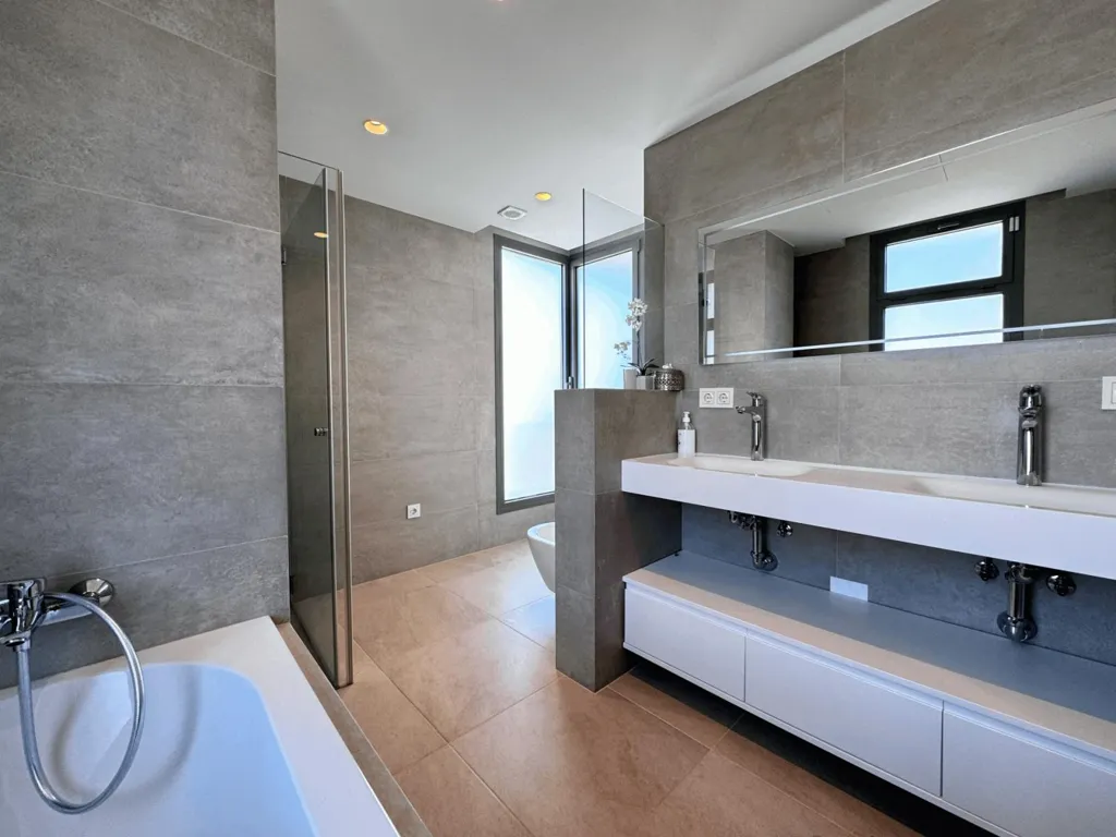 Salles de bain - Luxury Villa with Pool in Estepona