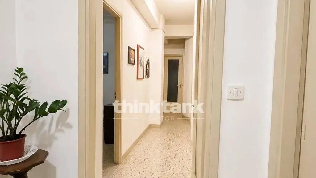 Esik - Significant Apartment with Balcony in Catania