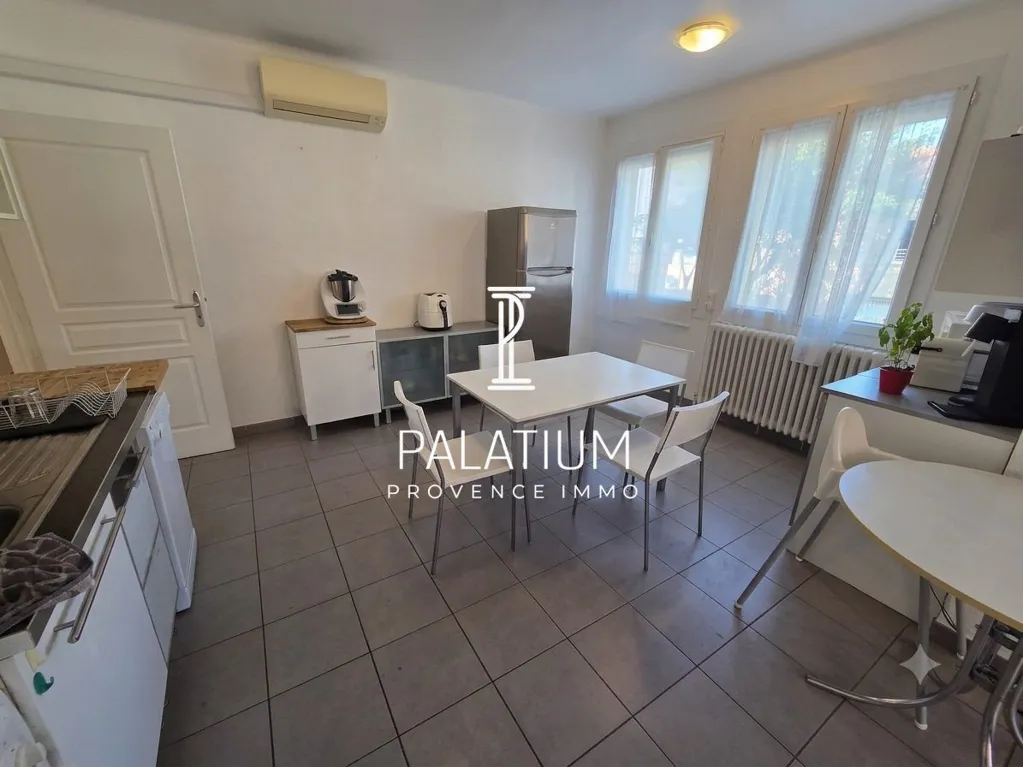 Köök - Mixed-Use Property with Garage in Digne-les-Bains
