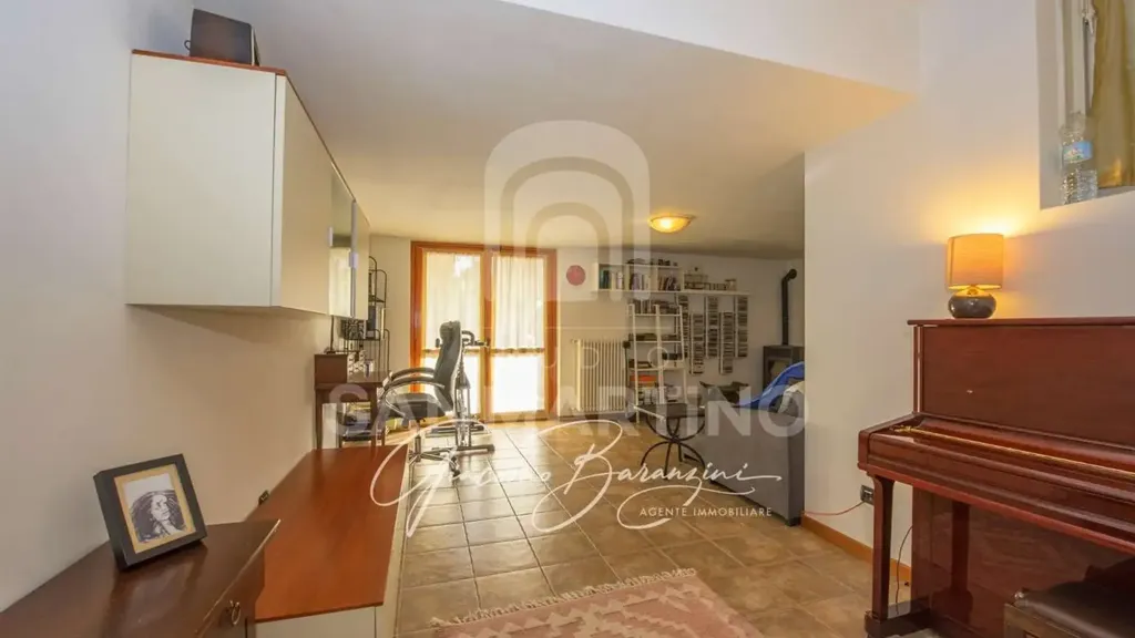 Entrée - Villa with Garden in Travedona-Monate