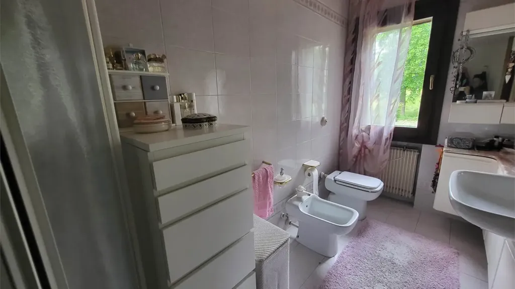 Vannitoad - Villa with Extensive Garden near Montebelluna
