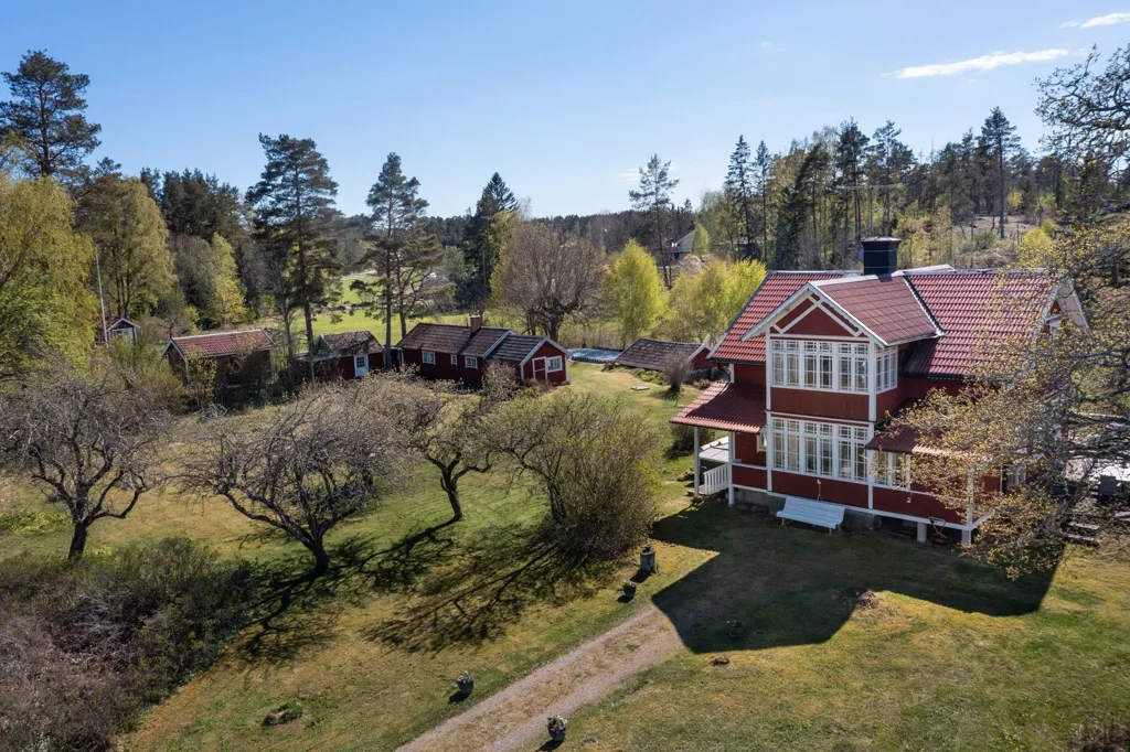 6-toaline maja asukohas Norrtälje kommun
