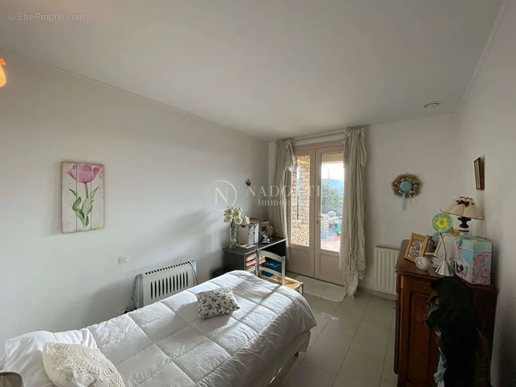 Chambres - Maison en Pierre en Viager à Gordes