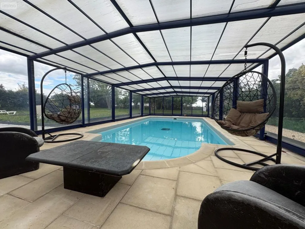 Piscine - Maison avec Piscine et Jardin près de Voves