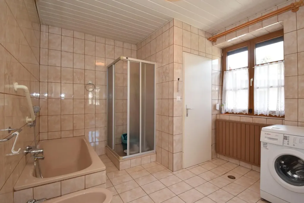 Bagni - Spacious House with Office in Weinzierl