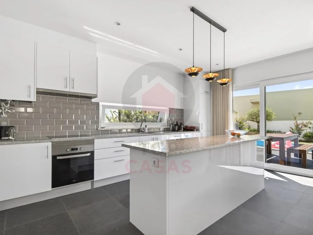 Cuisine - Contemporary Villa with Pool in Foz do Arelho
