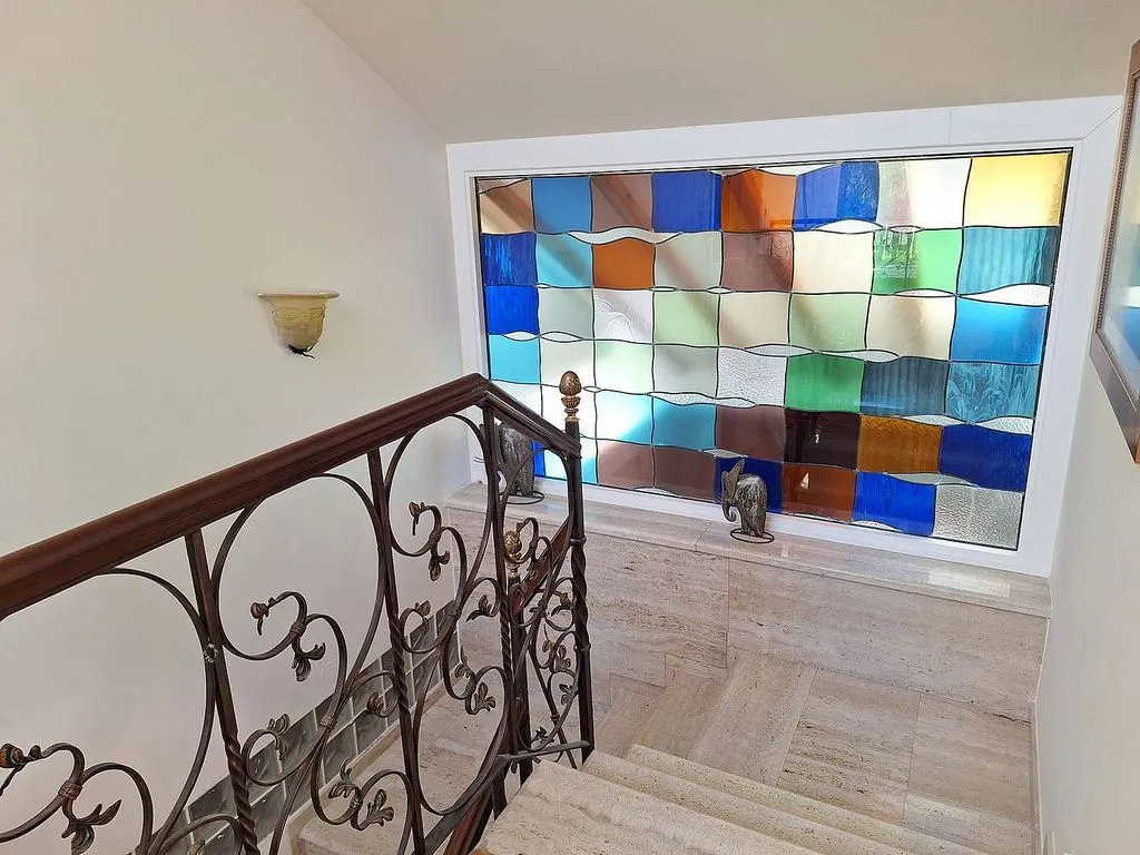 Toad - Detached House with Spa in Elche