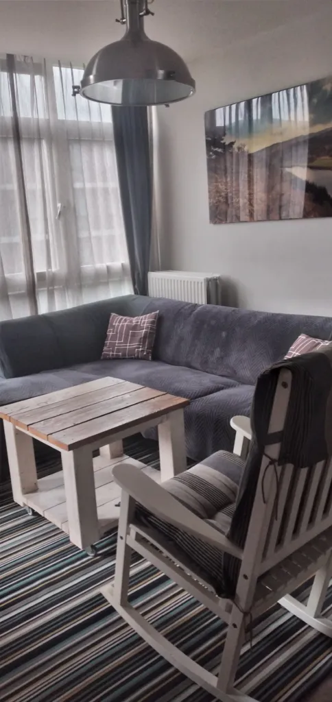 Séjour - Studio with Kitchenette in Urban Area