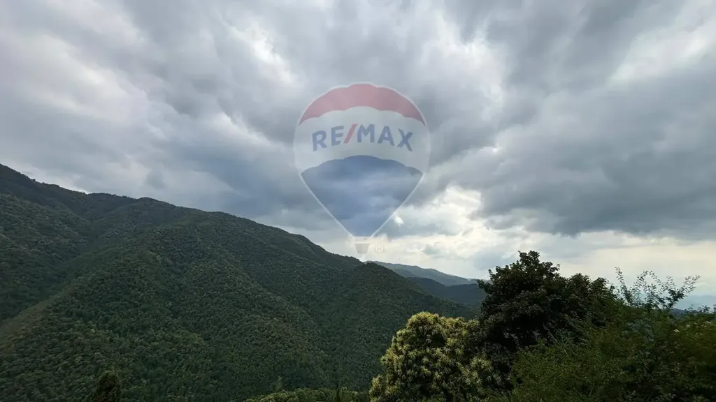 Rustic Bifamily Villa with Panoramic View in Crasciana