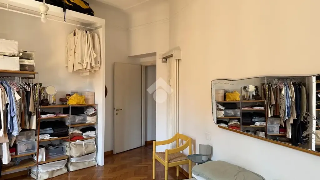 Toad - Prestigious Apartment with Balconies in Milan