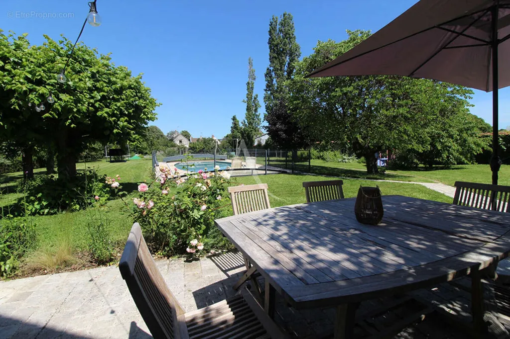 Jardin - Longère Ancienne avec Piscine à Blois