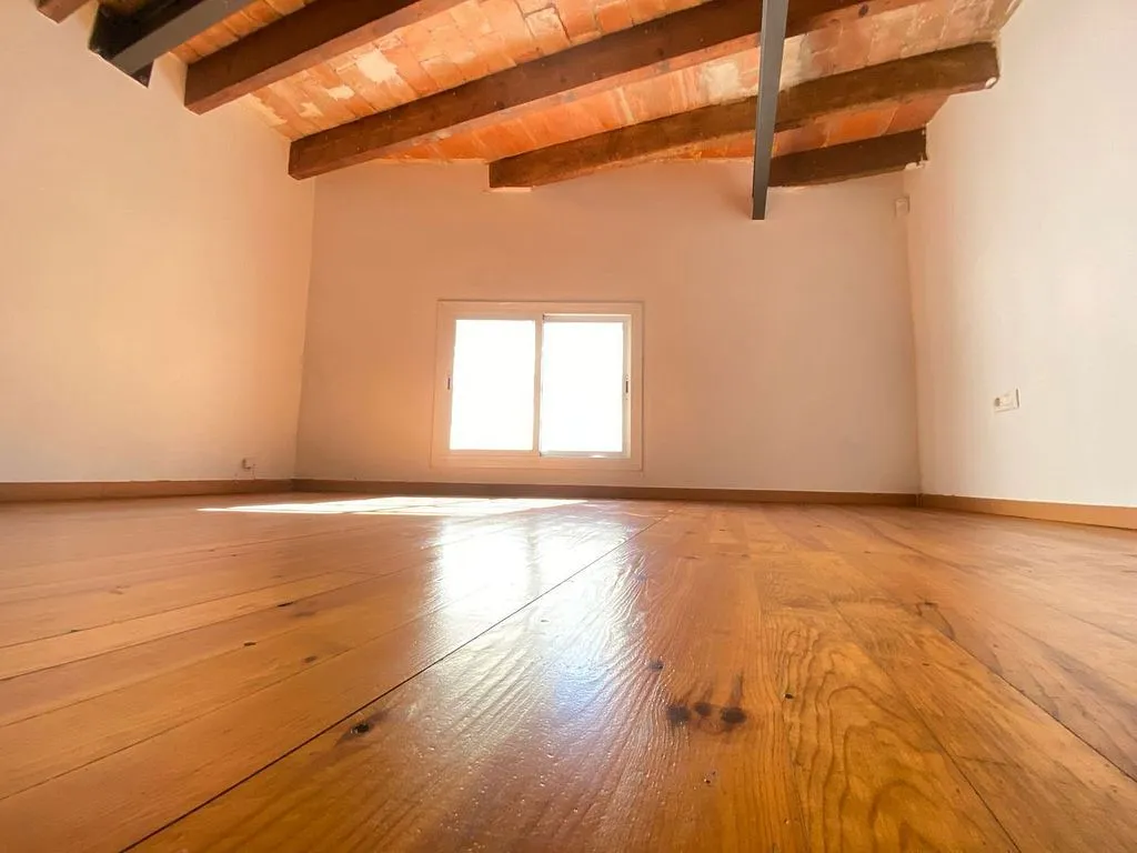 Toad - Loft with Montjuïc View in El Poble Sec