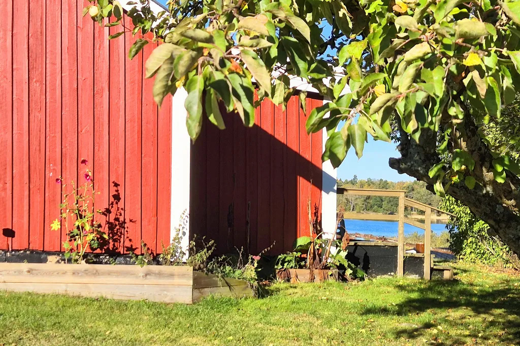 Jardin - Waterfront House with Boat Slip in Gräddö