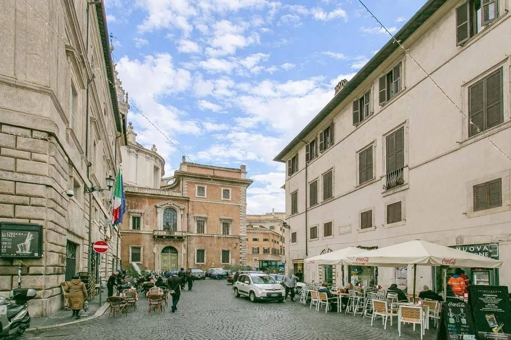 Luxury Flat with Historic Charm in Rome