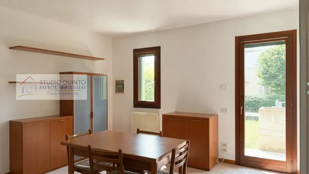 Sala da pranzo - Ground Floor Bilocale with Private Garden in Treviso