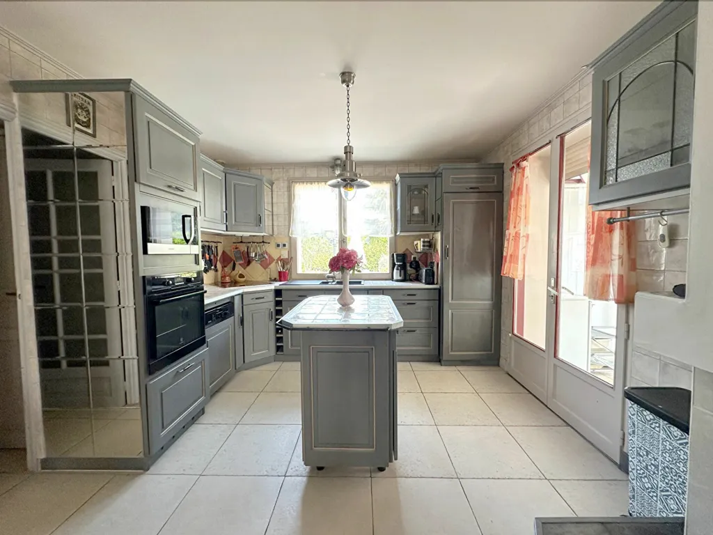 Cuisine - Maison de Plain-Pied avec Jardin à Saint-André-des-Eaux