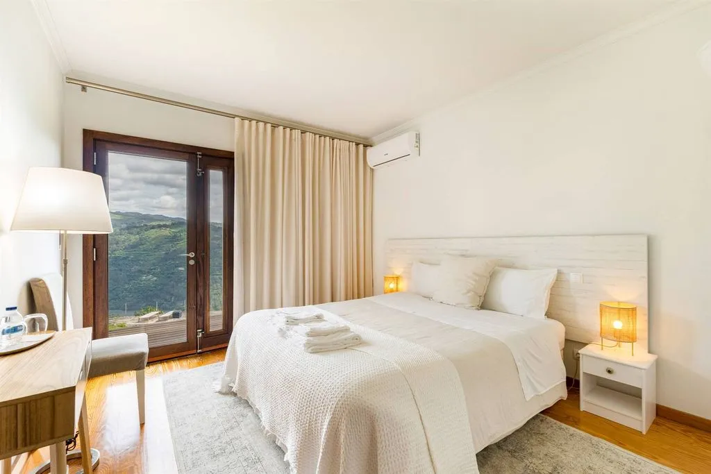Chambres - Luxury Detached House with Extensive Land in Baião