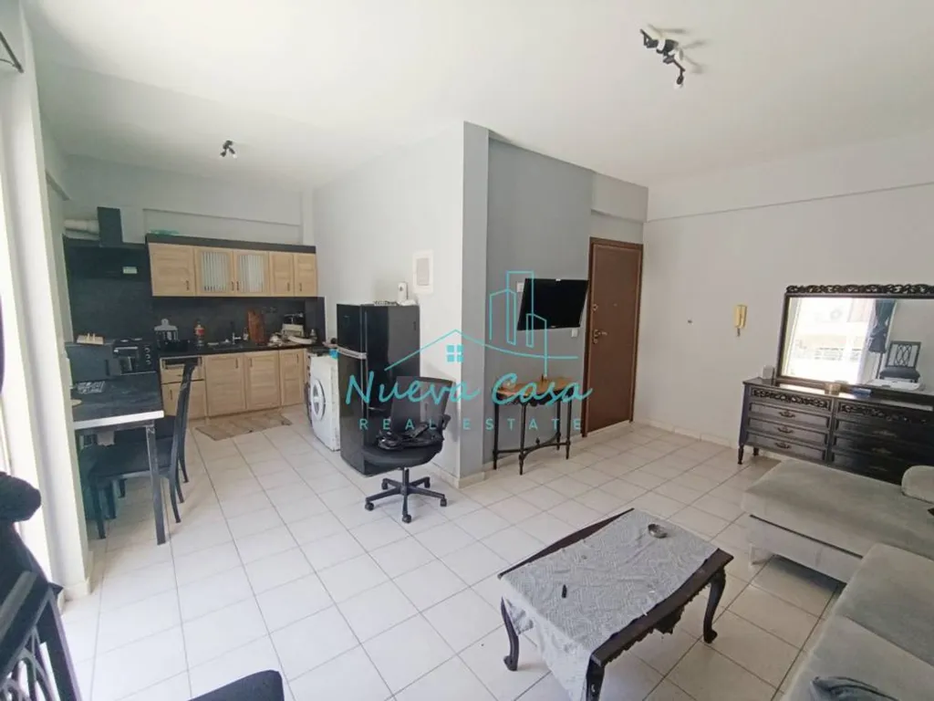 Elutuba - Apartment with Balcony in Patras Centre