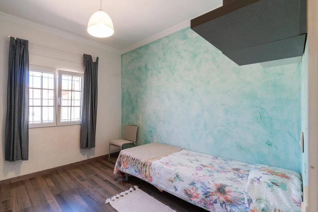 Bedrooms - Luxury Villa with Pool in Torrevieja