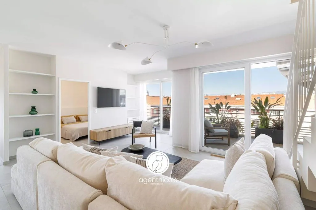 Elutuba - Luxury Flat with Terrace at Nice Port
