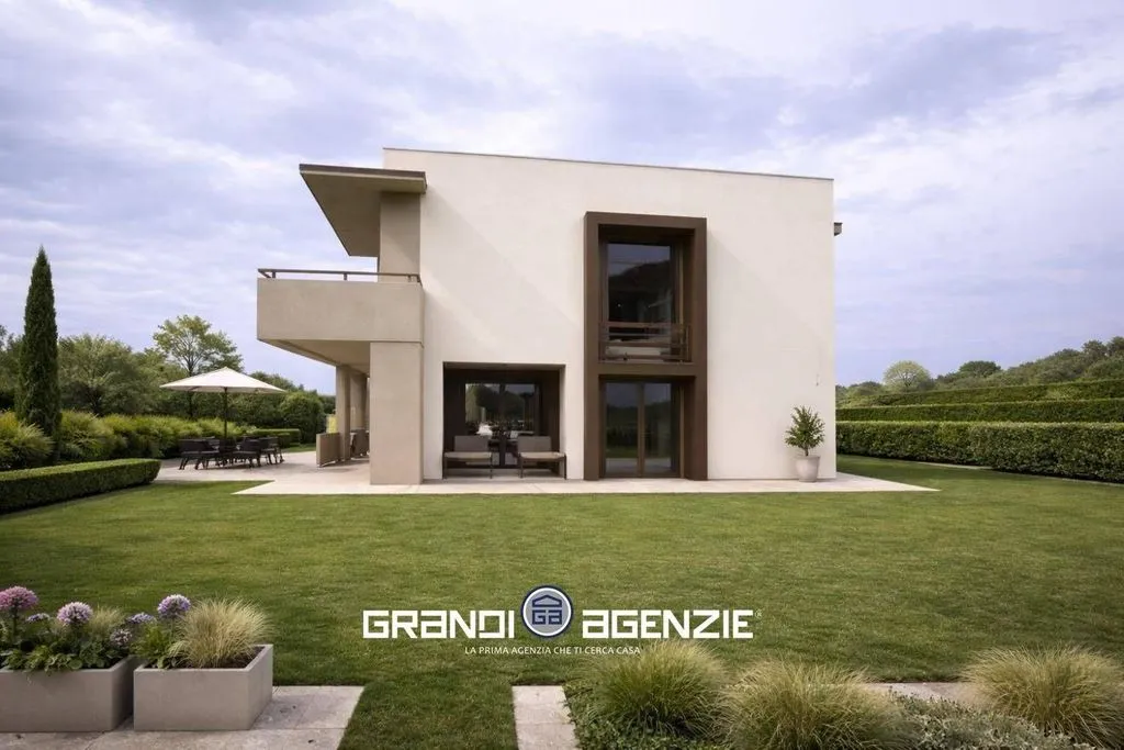 Esterno - Contemporary Villa with Private Garden in Trevignano