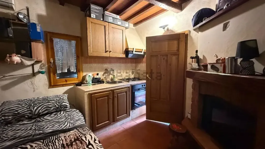 Cuisine - Triplex with Private Garden in Scandicci