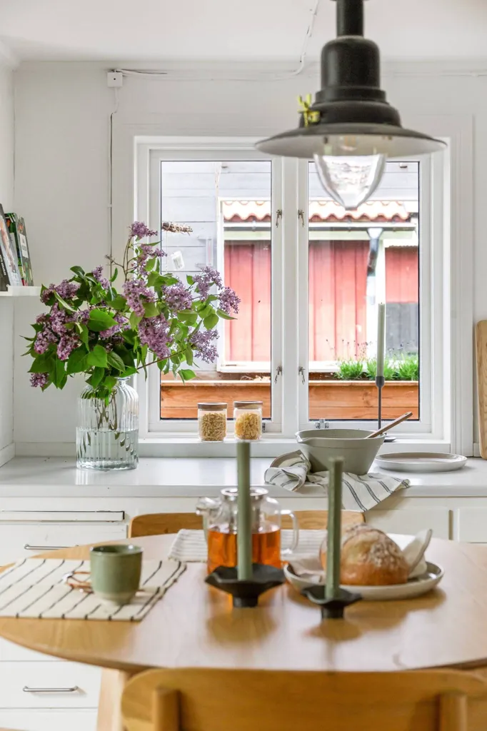 Salle à manger - Villa with Expansive Garden in Egeby