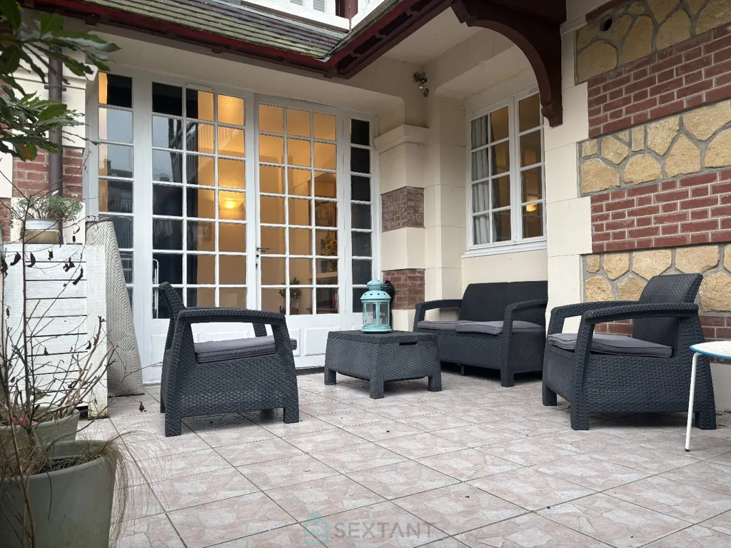 Terrasse - Appartement avec Terrasse au Cœur de Cabourg