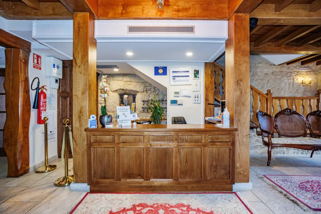 Hallway - Traditional Hotel with River View in Valadouro