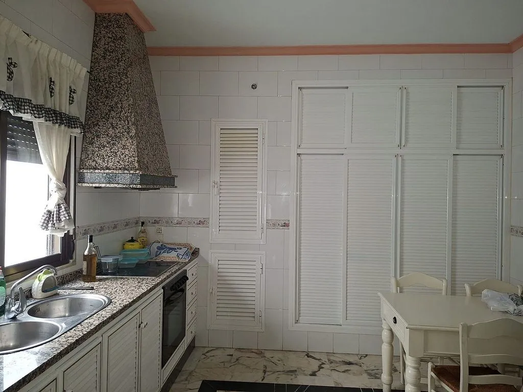 Köök - Terraced House with Garage in La Algaba