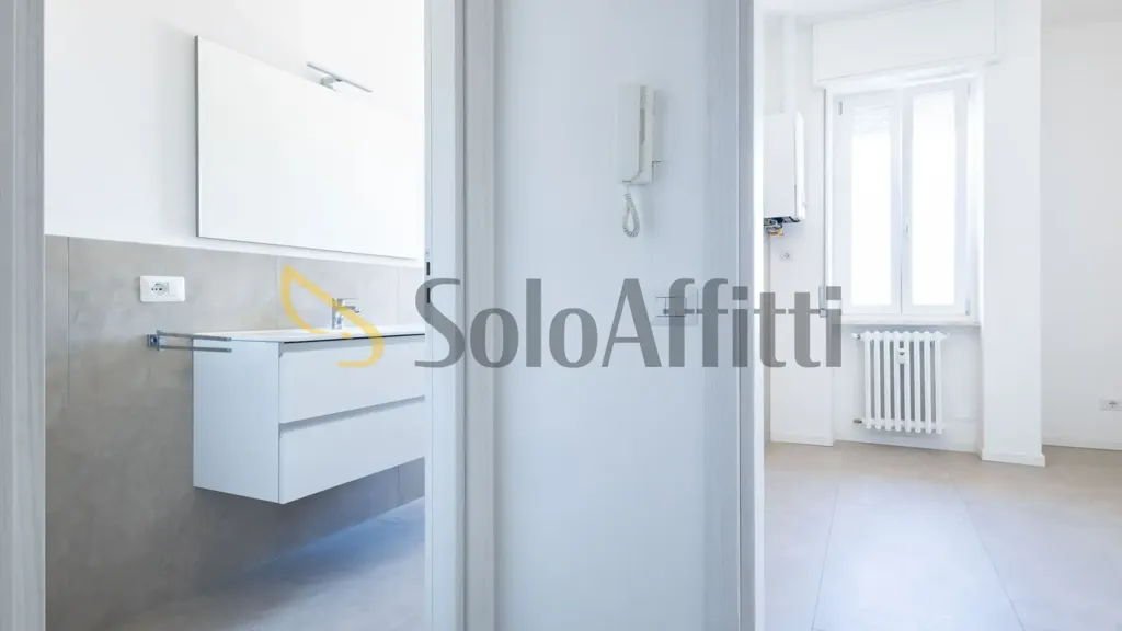 Vannitoad - Modernised 2-Bed Flat with Balcony in Lainate