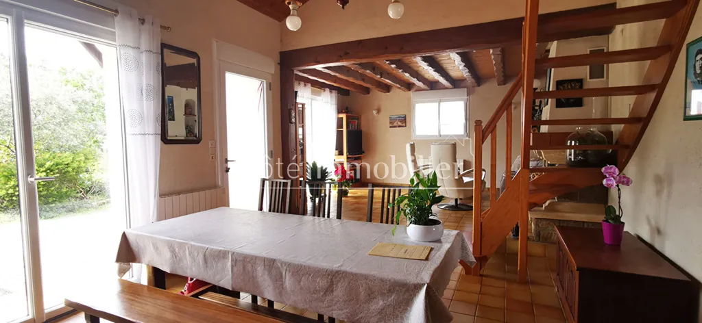 Salle à manger - Maison de Plain-pied avec Jardin à Saint-Michel-Campagne
