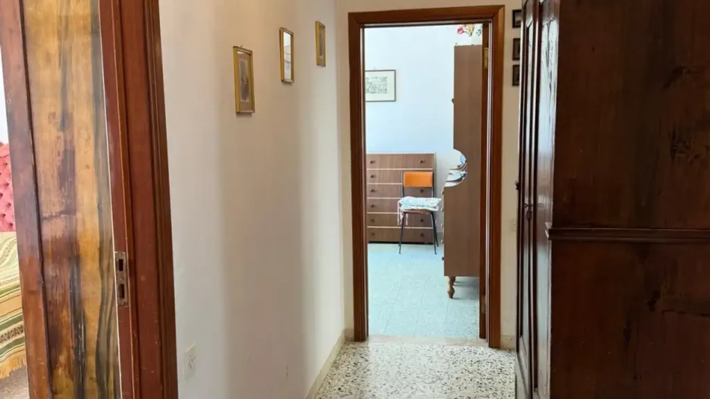 Esik - Bright Apartment with Sea View in Follonica