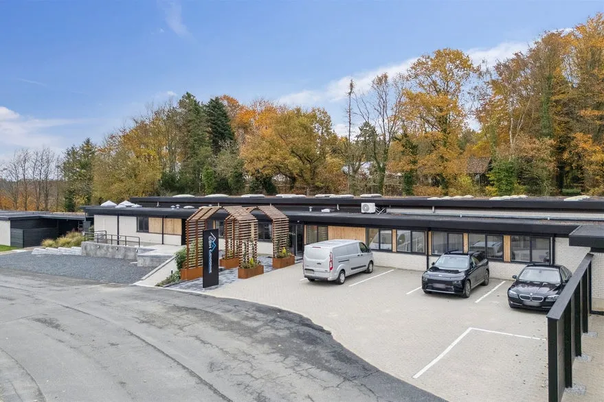 Välivaade - Modernised Industrial Units with Storage in Viskum