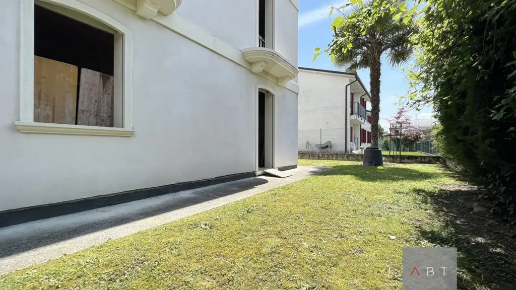 Garden - New Villa with Private Garden in Cavino
