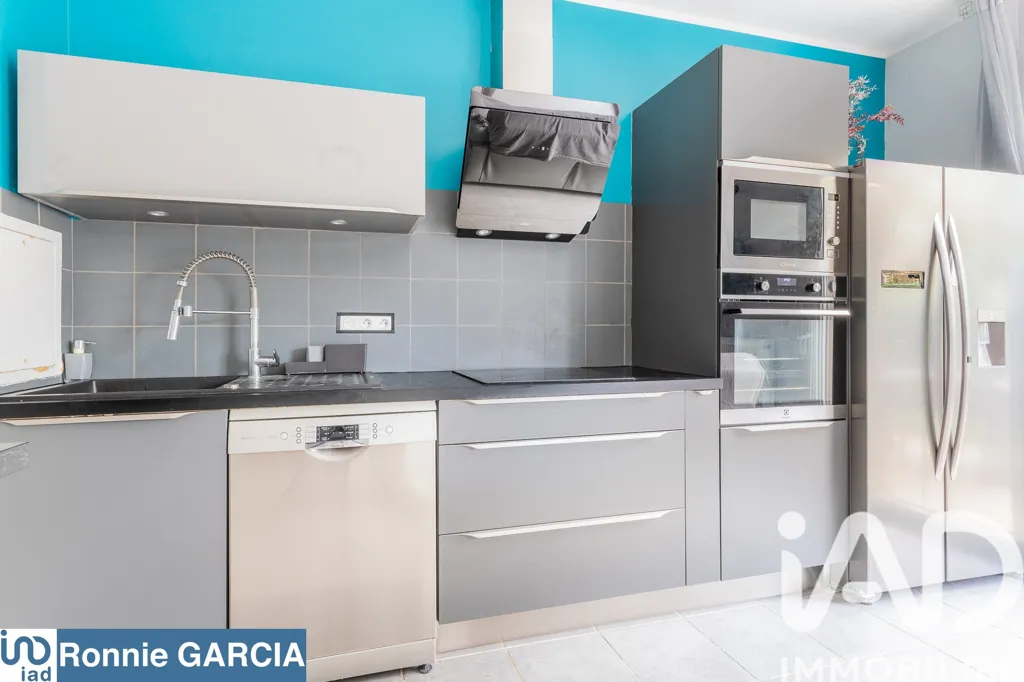 Cuisine - Appartement avec Terrasse et Jardin à Athis-Mons