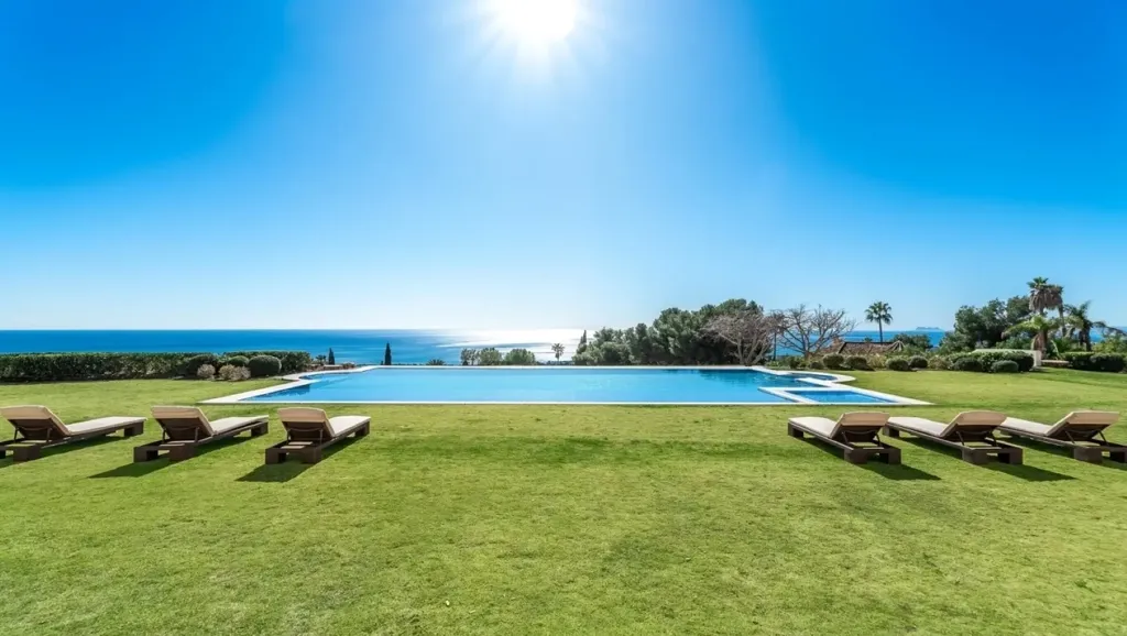 pool_area