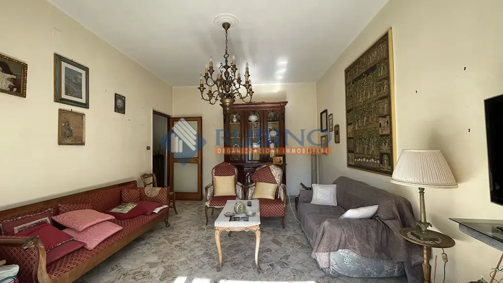 Elutuba - Apartment with Balcony in Bari's Murat Zone