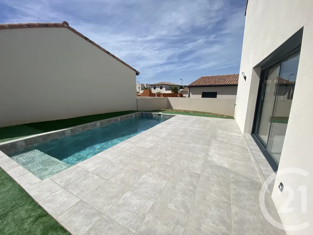 Piscine - Maison Contemporaine avec Piscine à Nezignan-l'Évêque