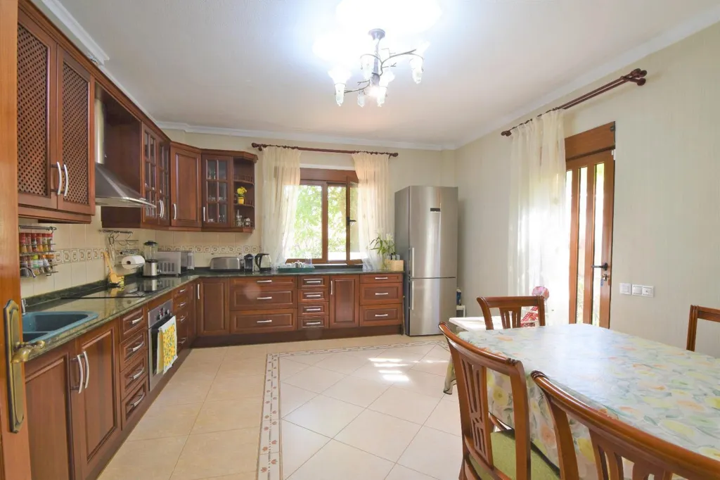Cuisine - Luxury Villa with Pool in Ciudad Quesada