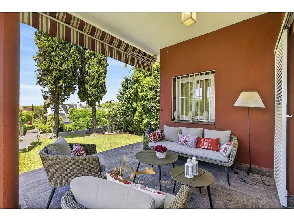 Terrasse - Renovated Chalet with Garden in Simón Verde