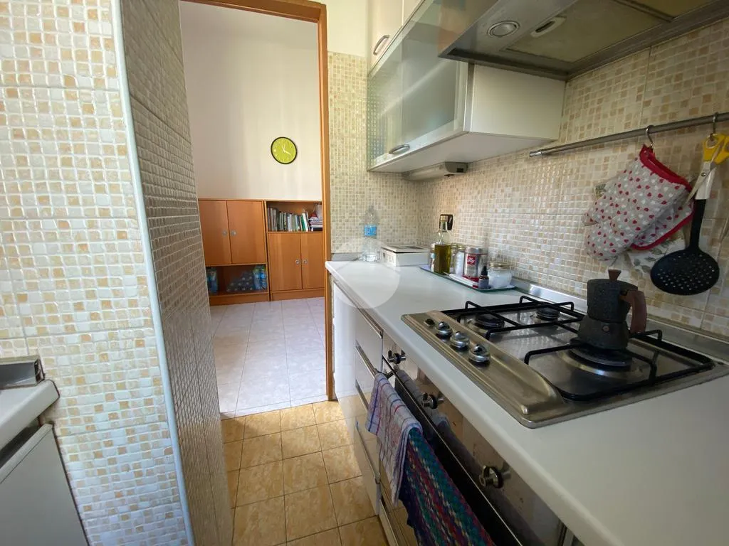 Cuisine - 2-Bedroom Flat with Balcony in Milan