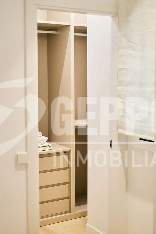 Toad - Modern Flat with Lift in Calle Goya, Madrid