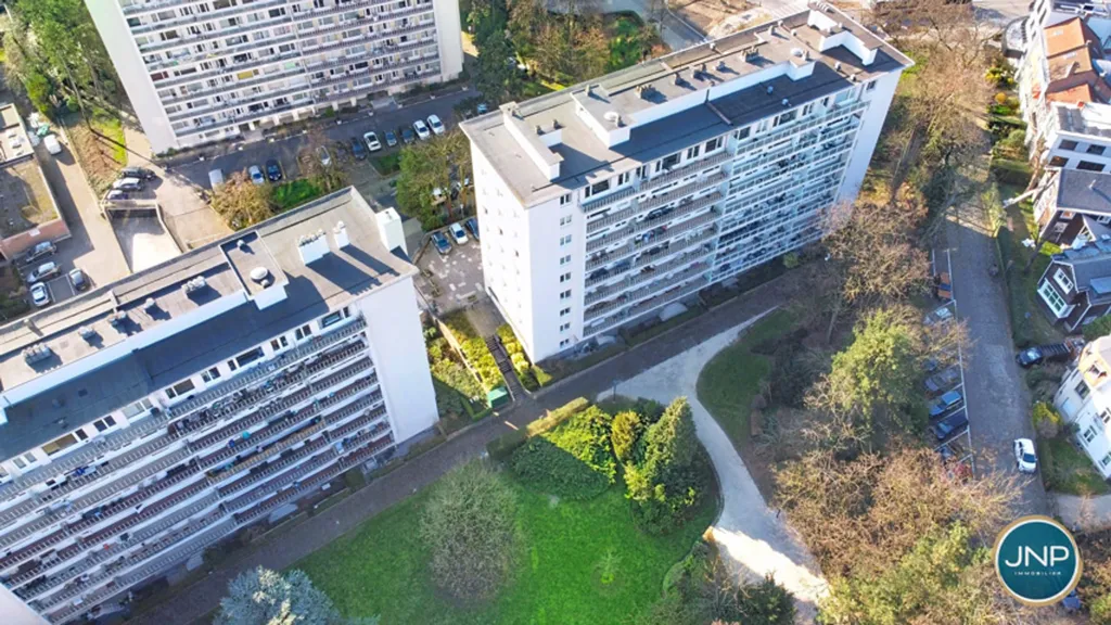 Vue aérienne - Appartement 2 Chambres avec Terrasse à Uccle Centre