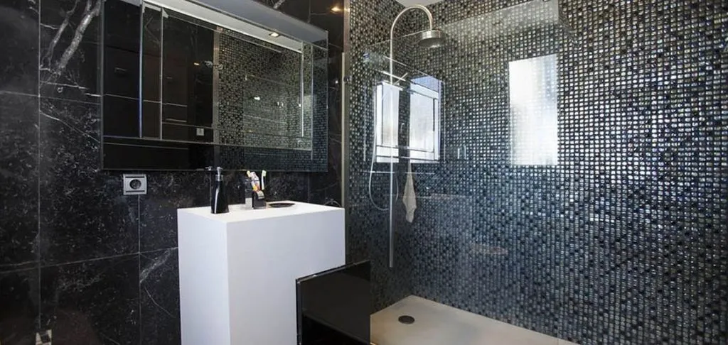 Salles de bain - Contemporary Villa with Hot-Tub in Marbella