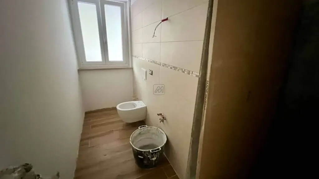 Salles de bain - Trilocale with Terrace in Quarto, Genoa