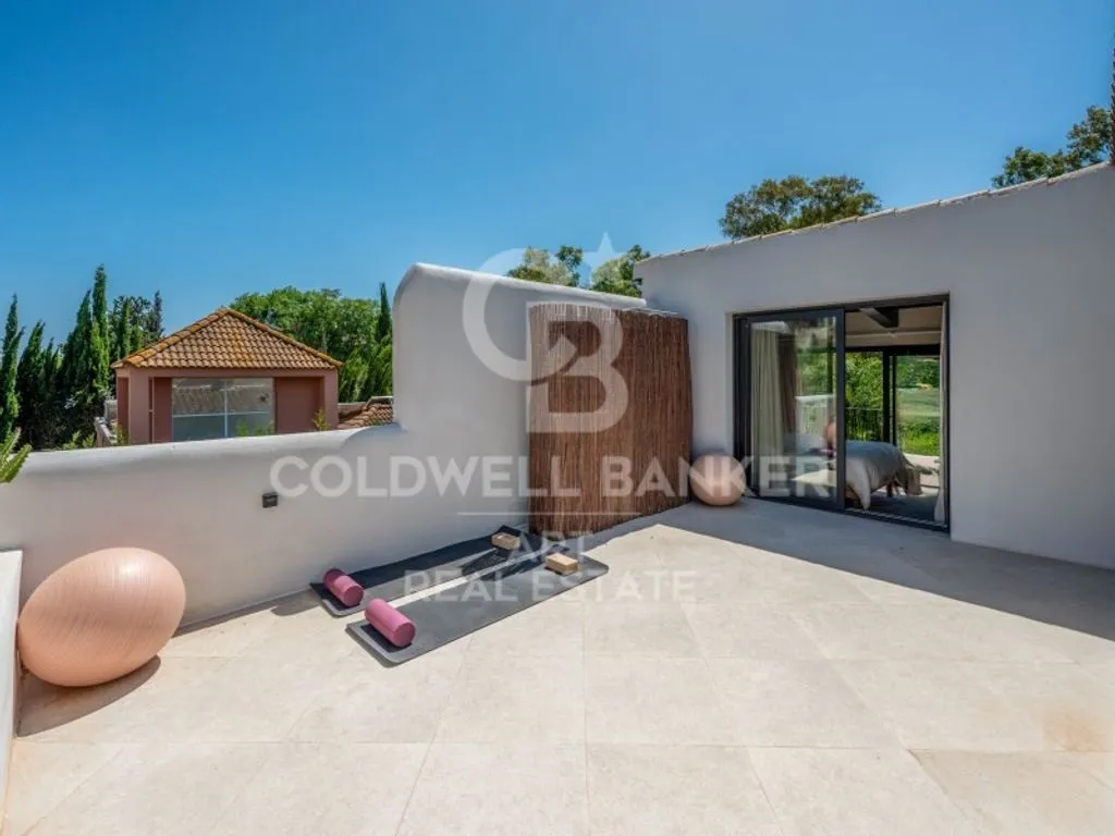 Terrasse - Luxury Villa with Pool in Nueva Andalucia