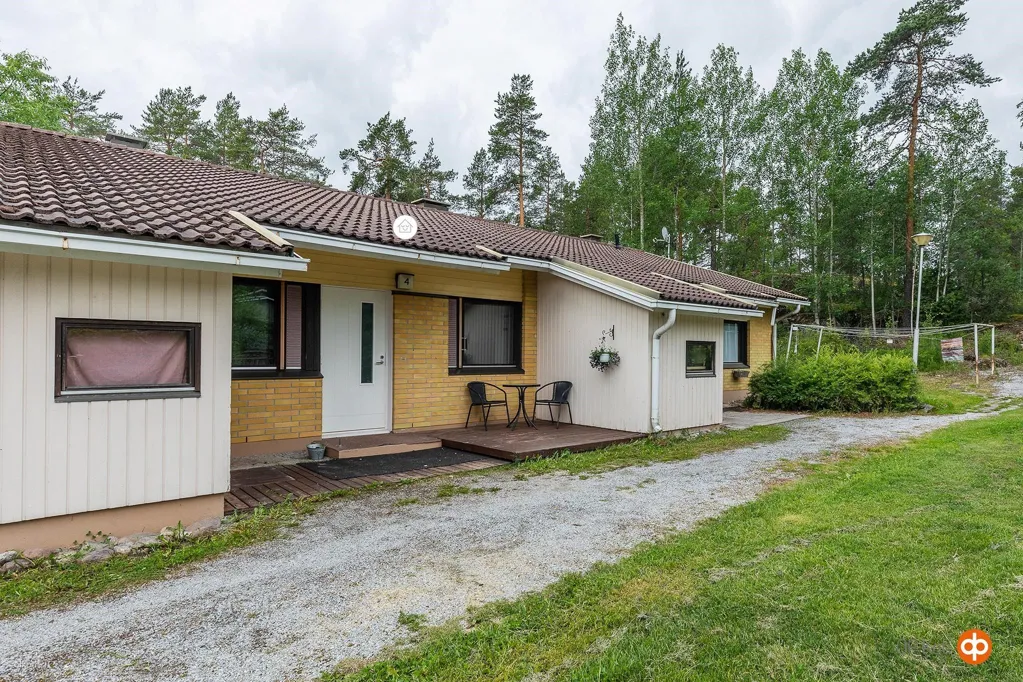 Välivaade - Renovated Triangular House with Sauna in Salo