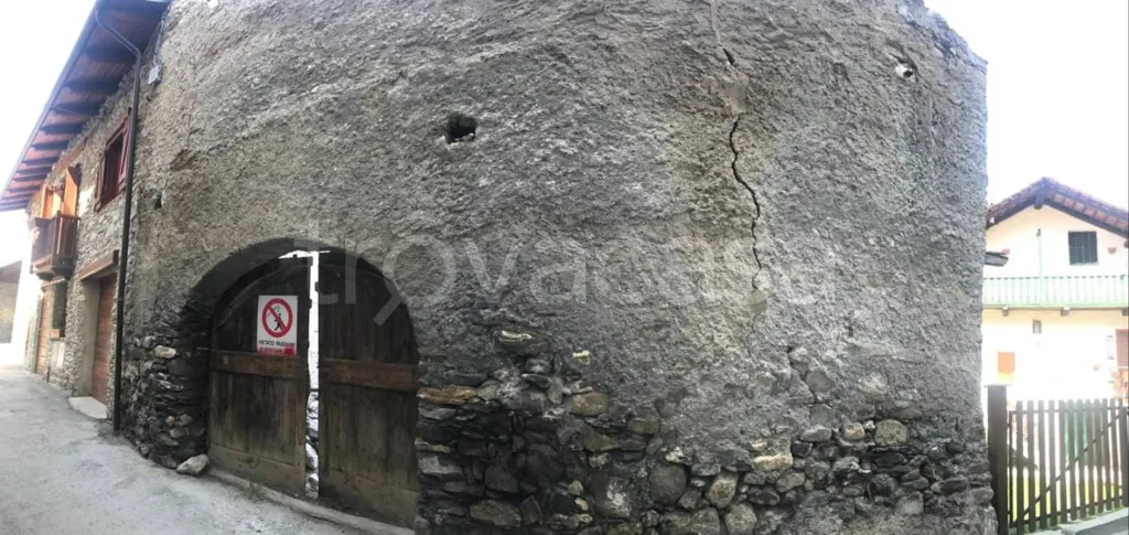 Välivaade - Rustico to Rebuild in Oulx
